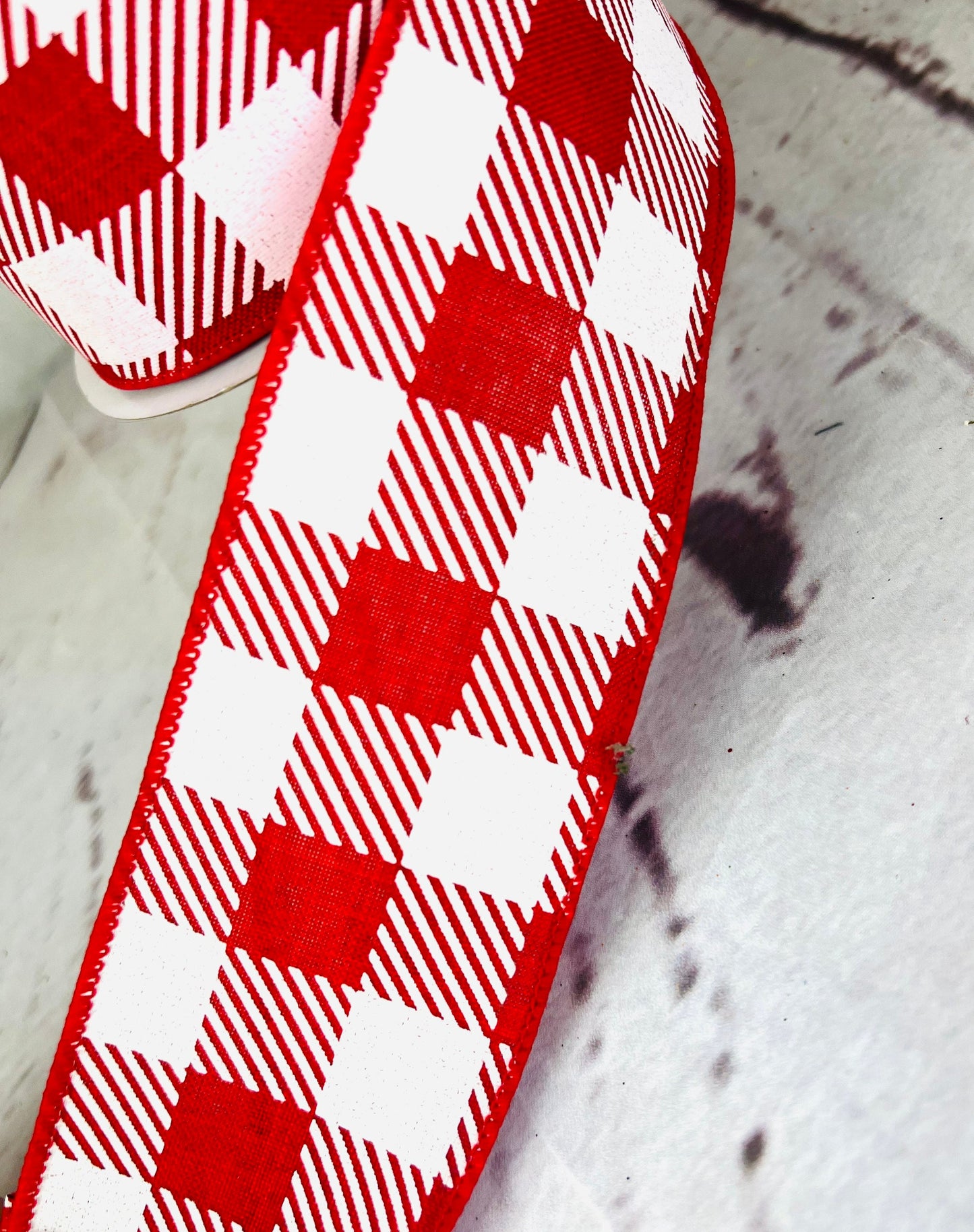 Red and White Checkered Wired Ribbon: 2.5" x 10 Yards