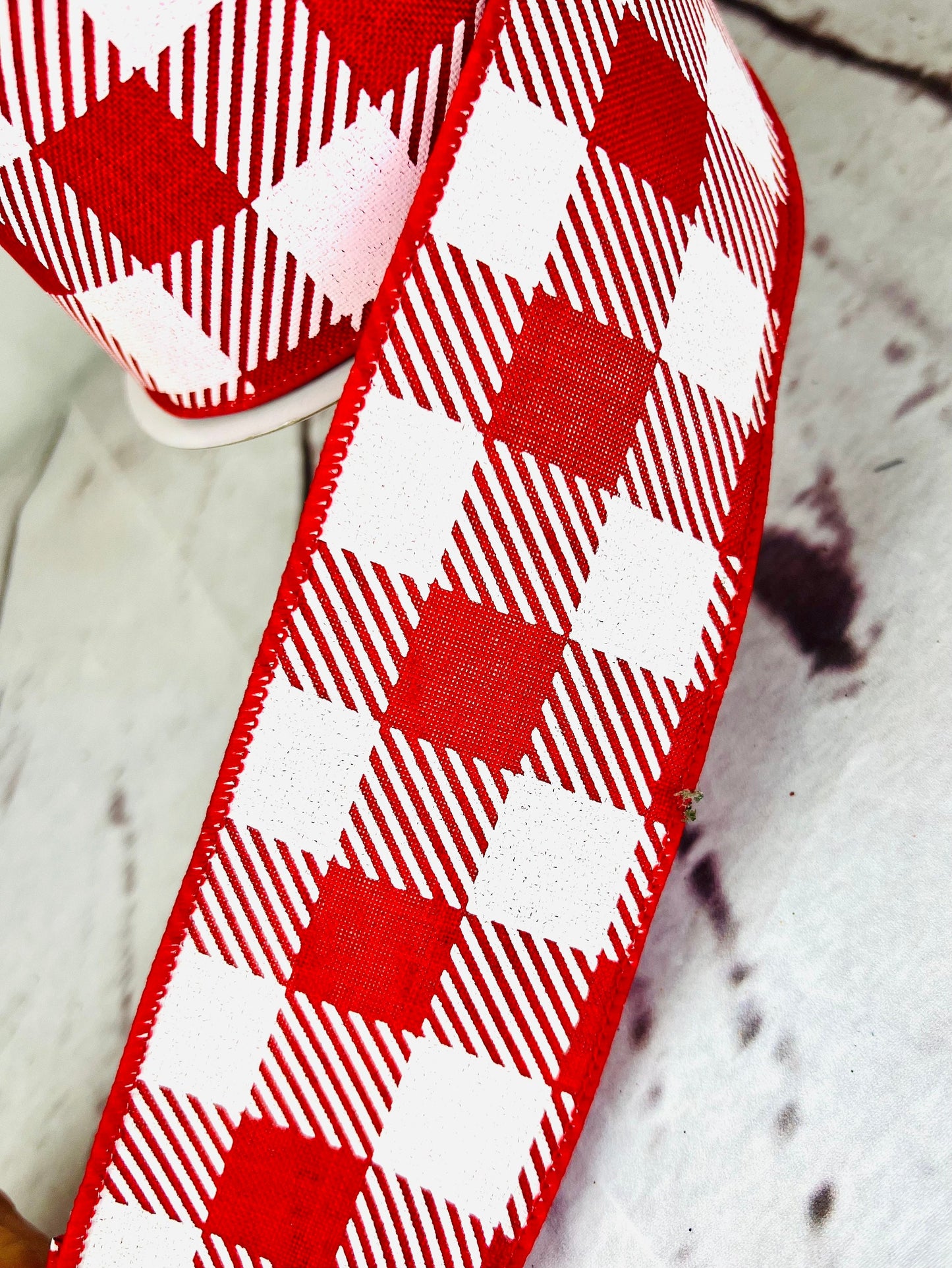Red and White Checkered Wired Ribbon: 2.5" x 10 Yards
