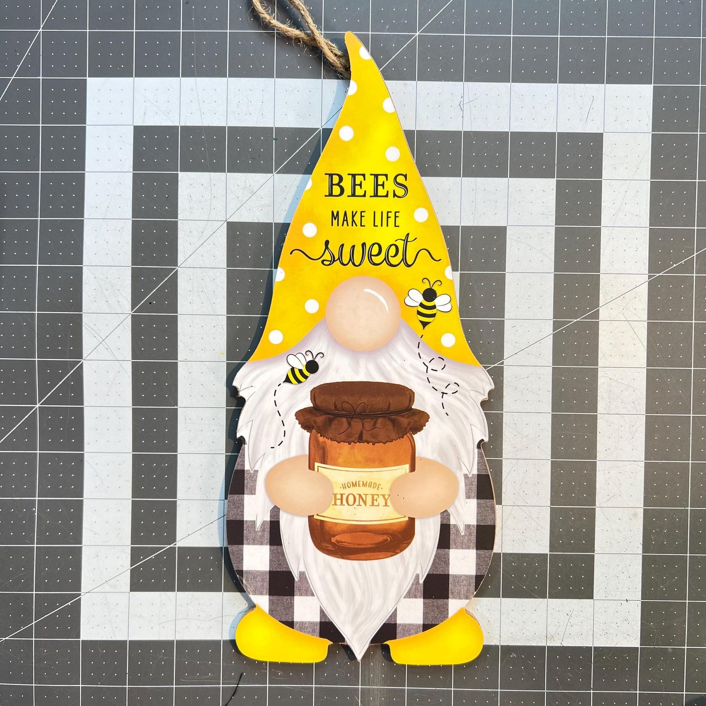 Honey Bee Gnome Wreath Kit: DIY Summer Decor