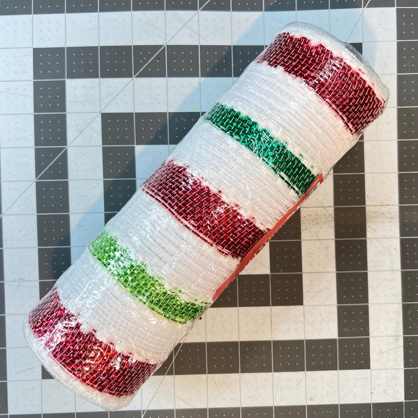 Christmas Wreath Kit, Vintage Ornament Wreath Kit, Do It Yourself Holiday Wreath Kit, Merry Christmas Green Red Ribbon Mesh Sign Bundle