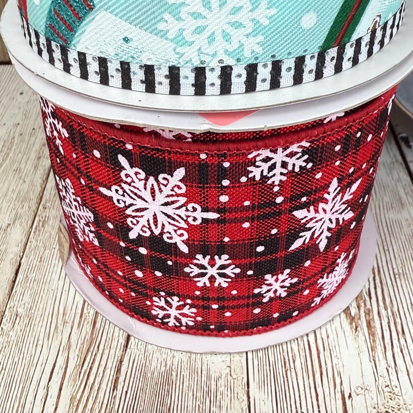 Let It Snow Christmas Wreath Kit WITH VIDEO: Ice Blue Snowglobe and Snowflake Ribbon - DIY