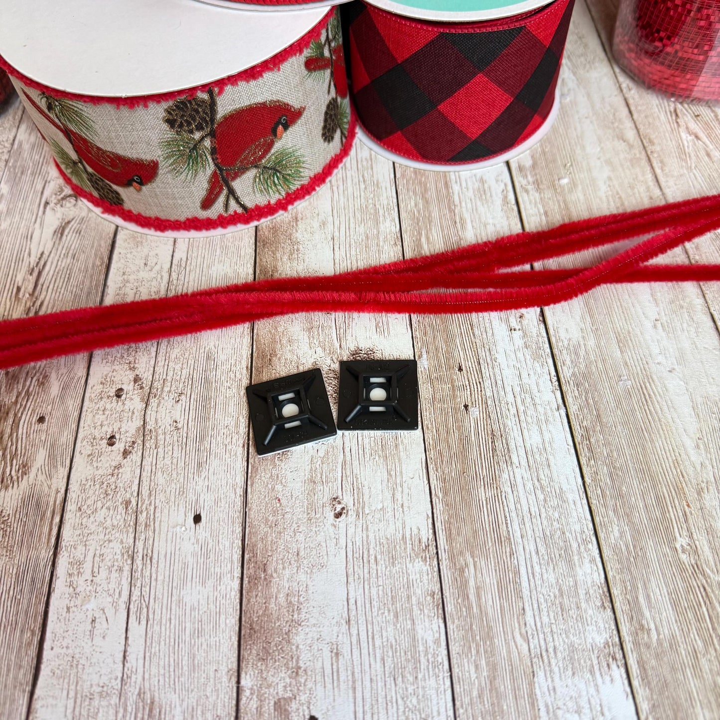 Cardinal Wreath Kit, Large Snowy Cardinal Wreath Kit, Do It Yourself Holiday Wreath Kit, Rustic Snowy Cardinal Ribbon Mesh and Sign Bundle