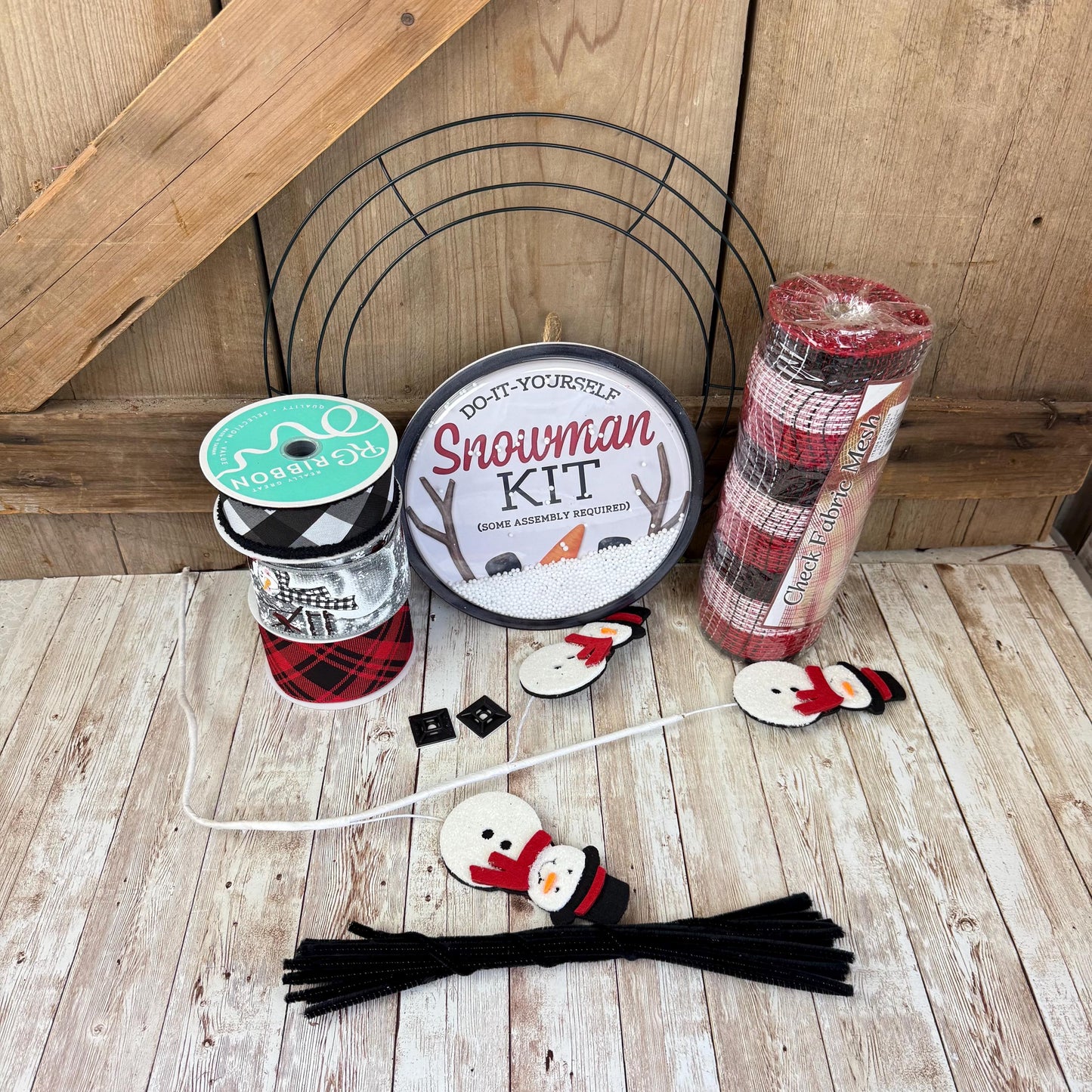 Snowman Wreath Kit, Thin Red and Black Snowman Wreath Kit, Do It Yourself Holiday Wreath Kit, Winter Sign Ribbon Frame and Mesh Bundle Kit
