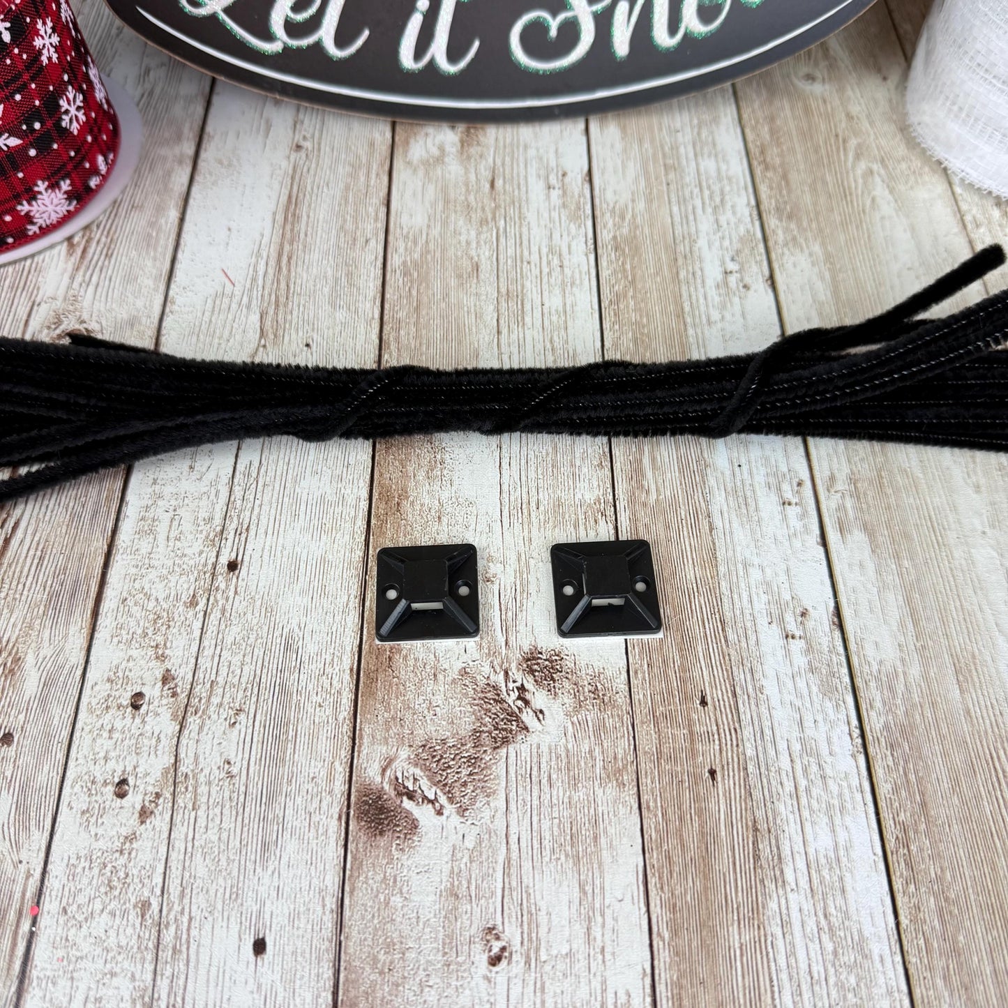 Let It Snow Christmas Wreath Kit WITH VIDEO: Ice Blue Snowglobe and Snowflake Ribbon - DIY