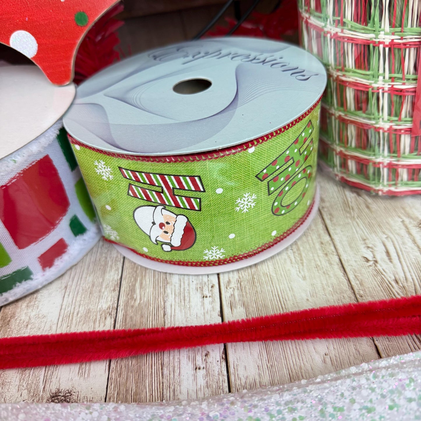 Christmas Wreath Kit, Vintage Ornament Wreath Kit, Do It Yourself Holiday Wreath Kit, Oh What Fun Green Red Ribbon Mesh and Sign Bundle