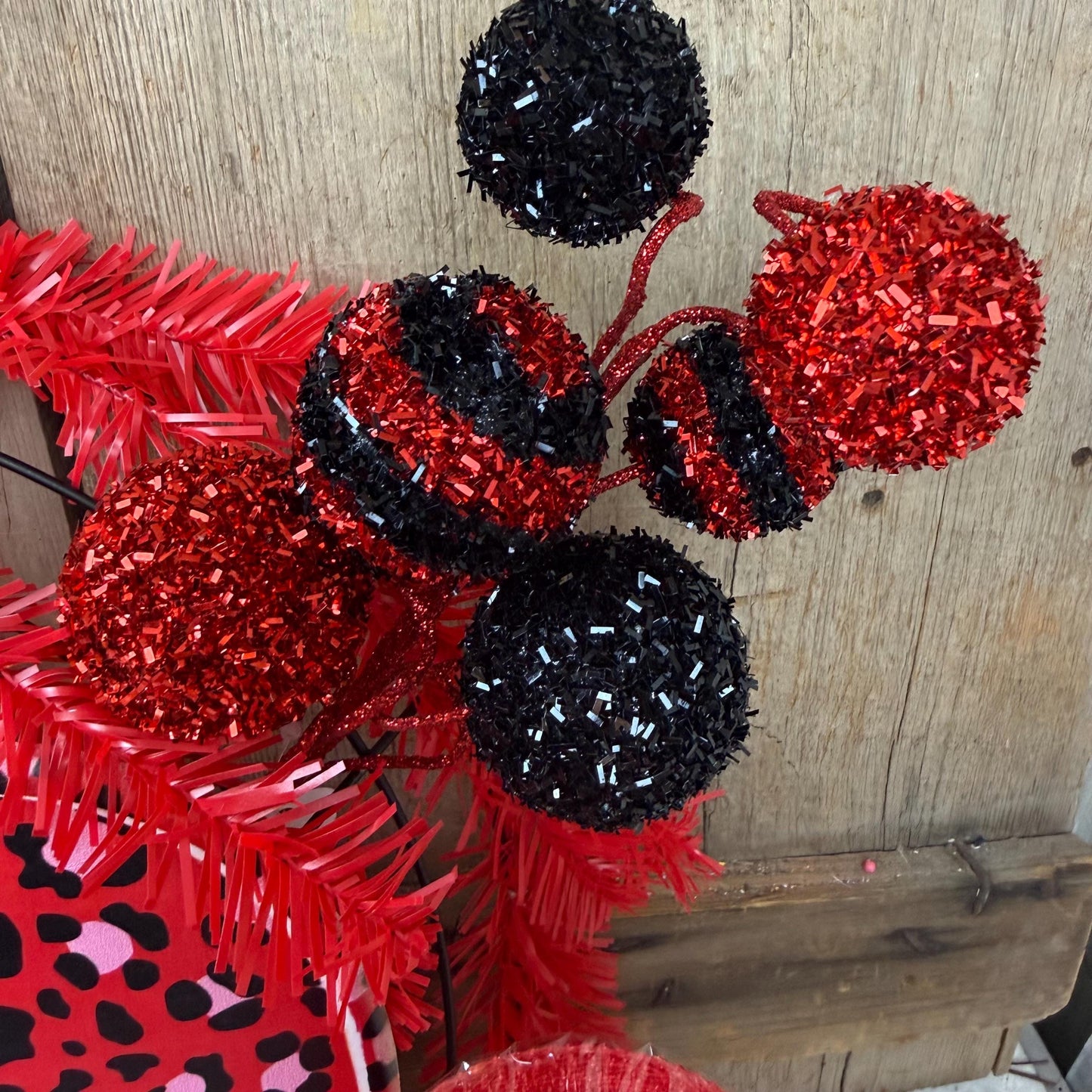 Large Valentine Wreath KIT WITH VIDEO, Pink Leopard Heart Wreath Kit, Do It Yourself Wreath Kit, Valentine’s Day Pink Red Ribbon Mesh Sign