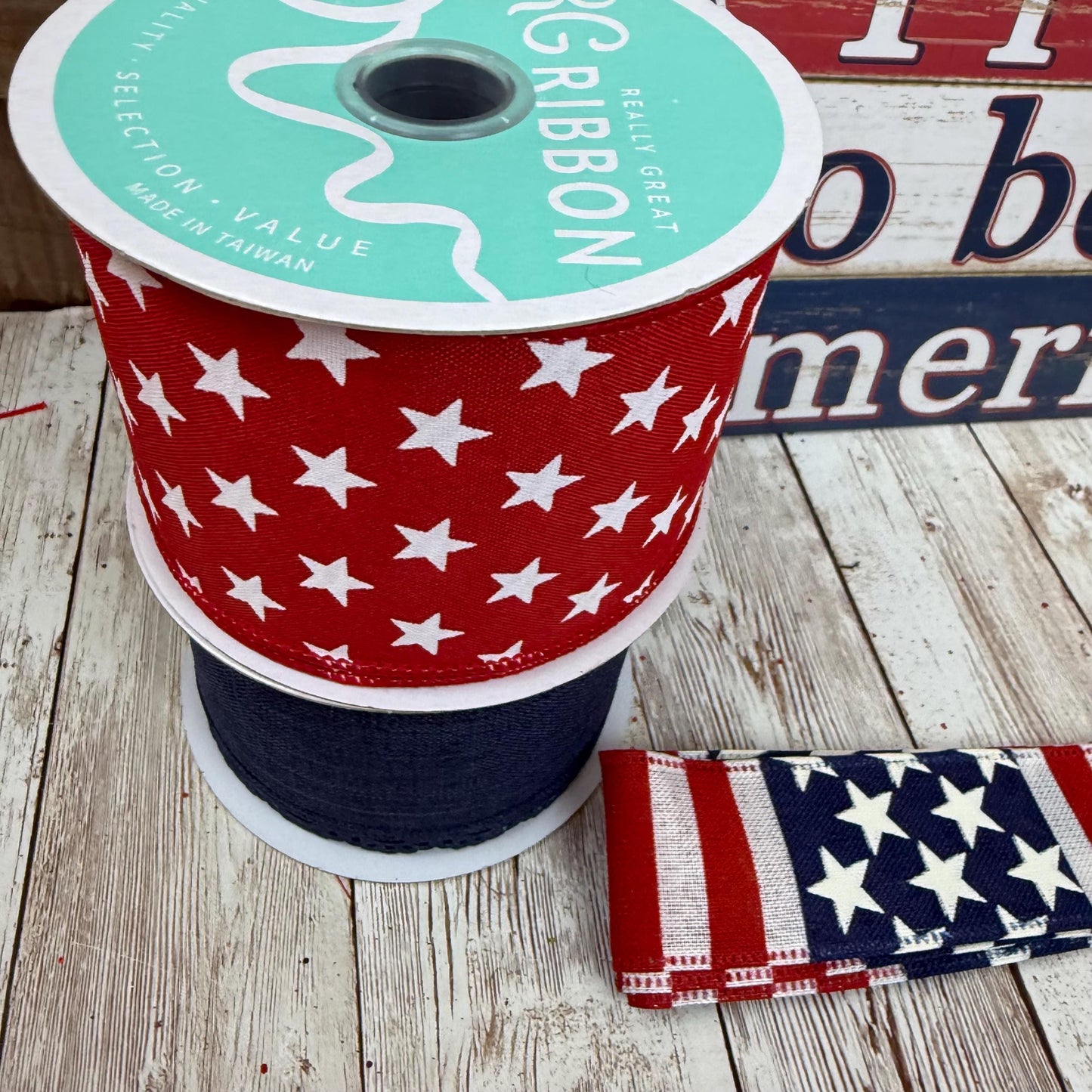 Patriotic Wreath Kit, Thin Red White and Blue Wreath Kit, DIY Fourth of July Wreath Kit, Proud to Be an American Ribbon Mesh and Sign Bundle