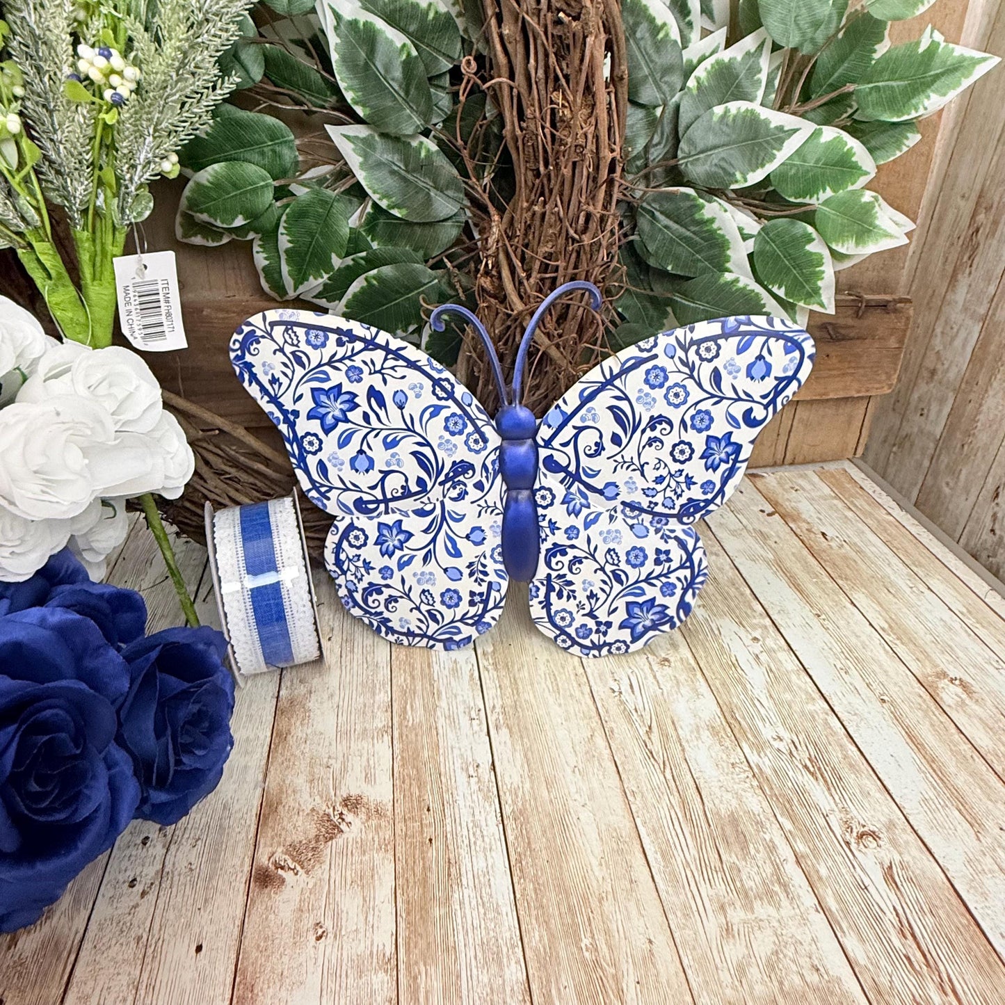 Butterfly Grapevine Kit WITH VIDEO, Blue and White Chinoiserie Butterfly Wreath Kit, Spring DIY Wall Decoration, Grapevine Floral Bundle