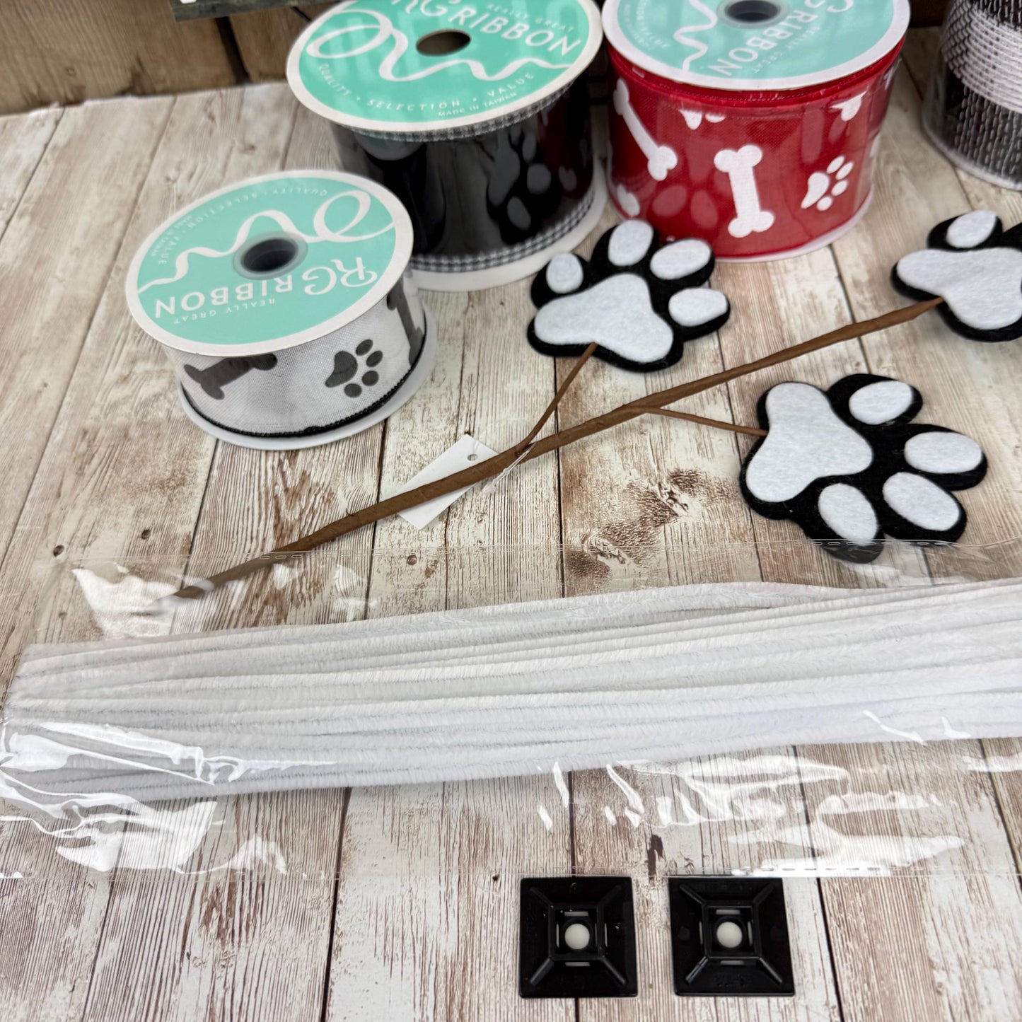 Dog Wreath Kit, "Dogs Welcome, People Tolerated" Sign, Black Red and White Dog Themed Decor, Make Your Own Dog Wreath Kit, Dog Mom Dad Gift