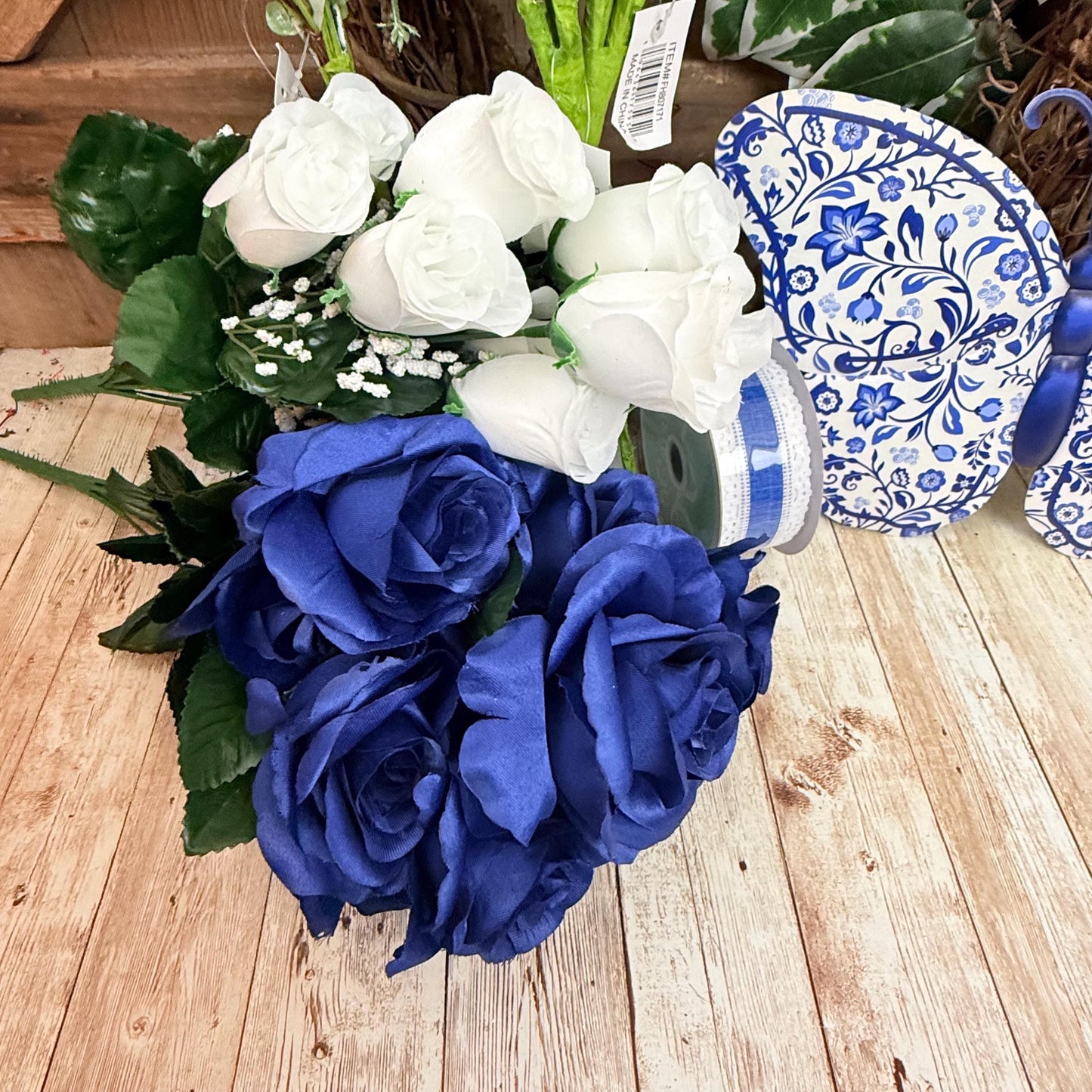 Butterfly Grapevine Kit WITH VIDEO, Blue and White Chinoiserie Butterfly Wreath Kit, Spring DIY Wall Decoration, Grapevine Floral Bundle