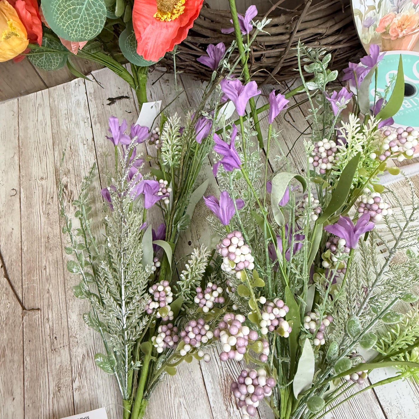 Beginner Grapevine Kit WITH VIDEO, Love Grows Here Floral Wreath Kit, Spring Easy DIY Wall Decoration, Grapevine Floral and Ribbon Bundle